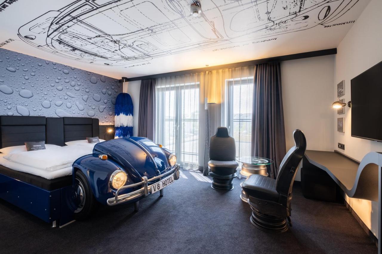 V8 Hotel Koeln At Motorworld Exterior photo