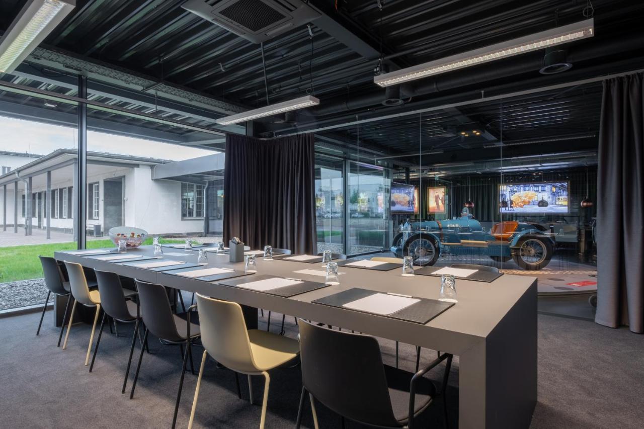 V8 Hotel Koeln At Motorworld Exterior photo