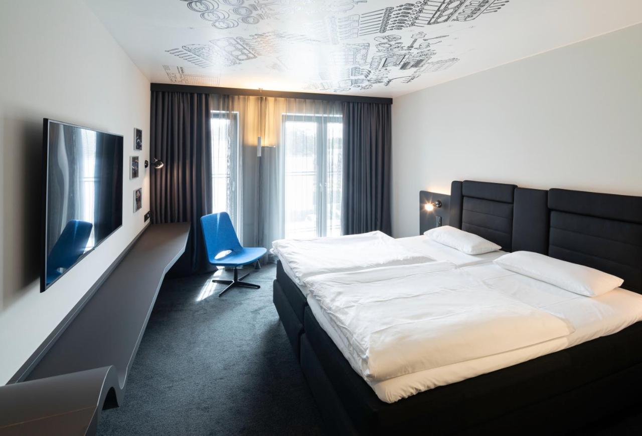 V8 Hotel Koeln At Motorworld Exterior photo